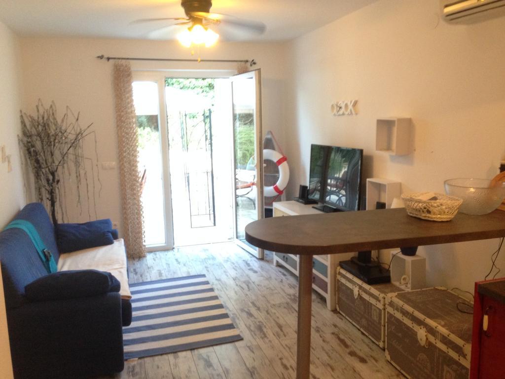 Apartments Casa Nostra 비오그라드나모루 객실 사진